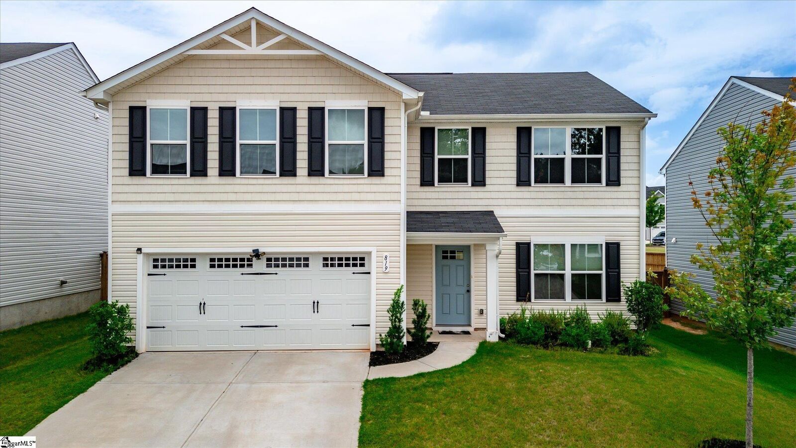 Property Photo: 819 Throckmorton Court SC 29605