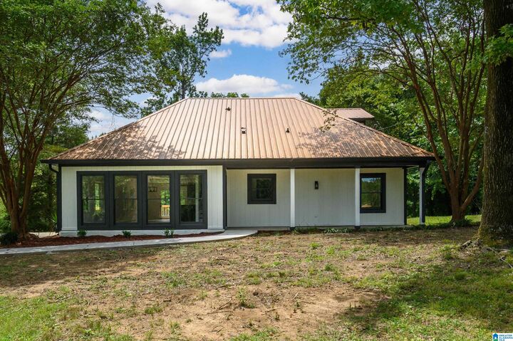 Property Photo:  277 Shawnda Lane  AL 35040 