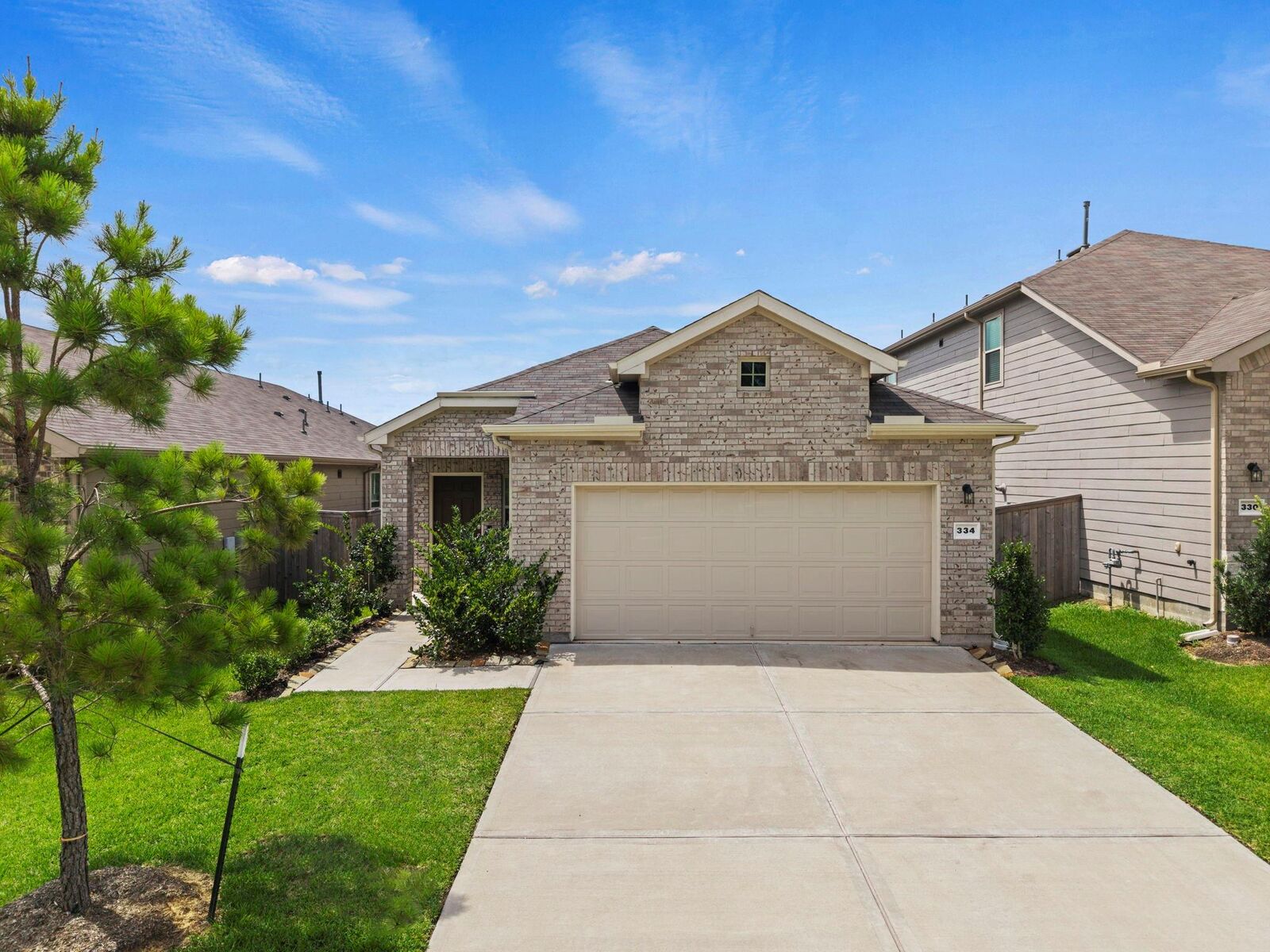 Property Photo:  334 Maple Bark Trail  TX 77378 