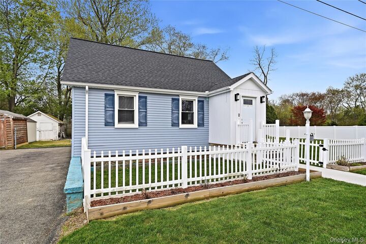 Property Photo: 6 Dellacona Road NY 10512