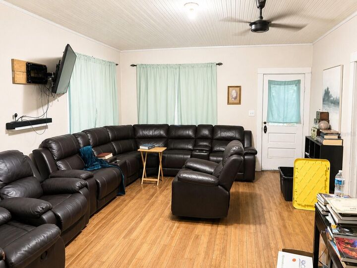 Property Photo:  129 S Mills Avenue  FL 34266 