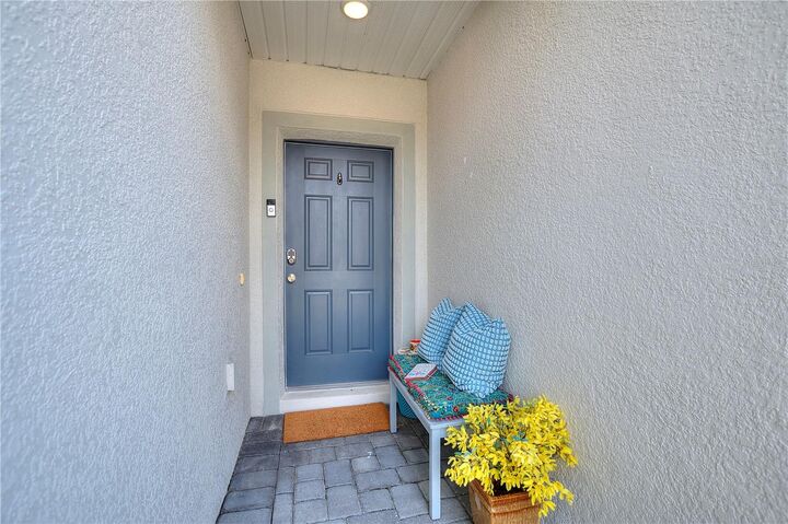 Property Photo: 1111 Oak Bluff Drive FL 33837