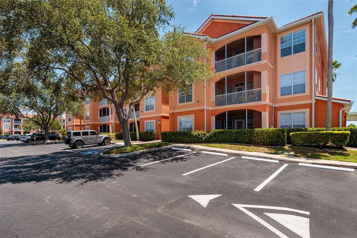 Property Photo:  5000 Culbreath Key Way 4-105  FL 33611 