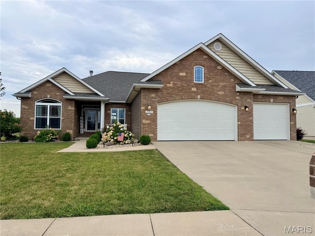Property Photo:  268 Gabrielle Circle  IL 62010 