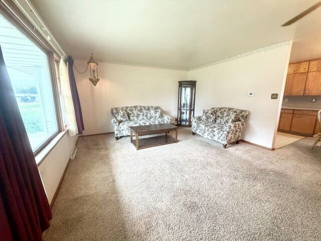 Property Photo:  