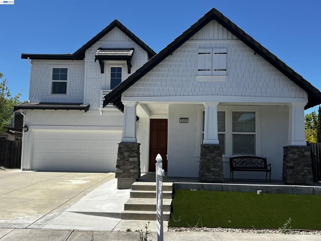 Property Photo:  5556 Wells Ln  CA 94582 