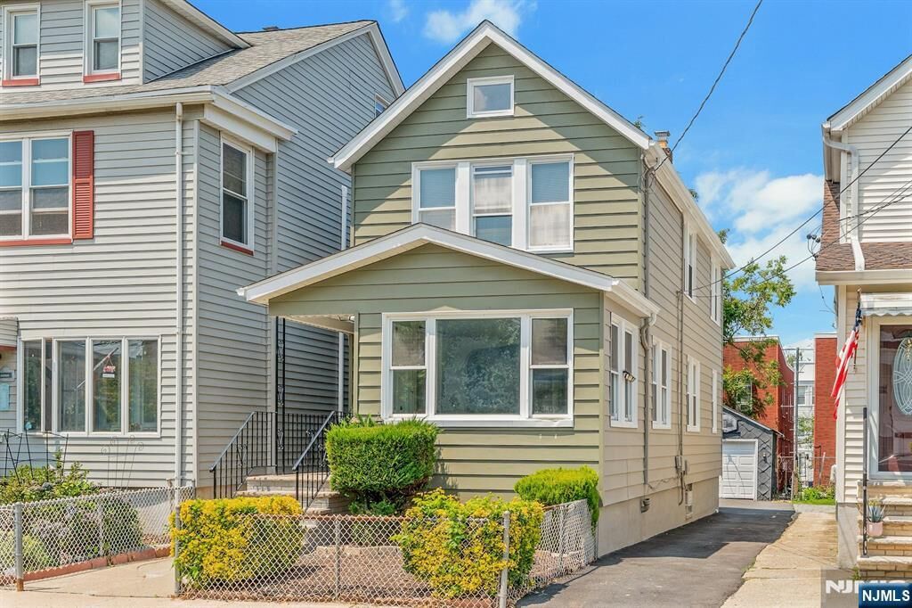 Property Photo:  595 Forest Street  NJ 07032 