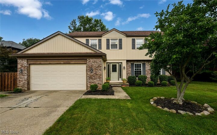 Property Photo: 1855 Settlers Reserve Way OH 44145