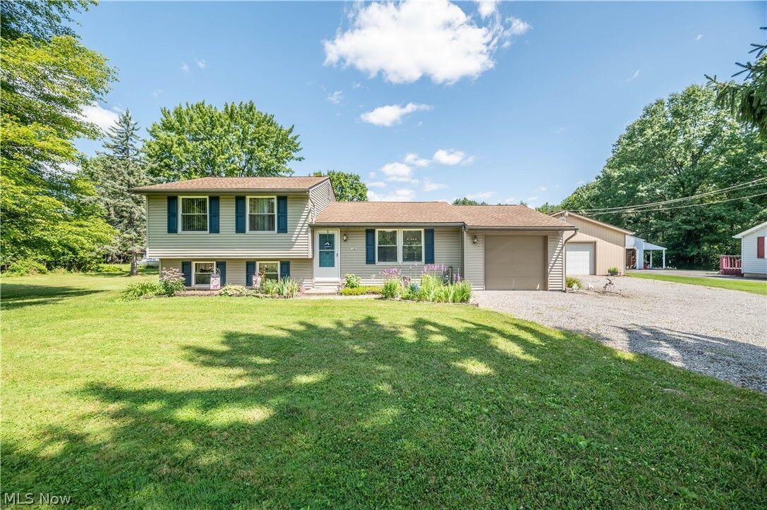 Property Photo:  6142 Fairview Road  OH 44515 