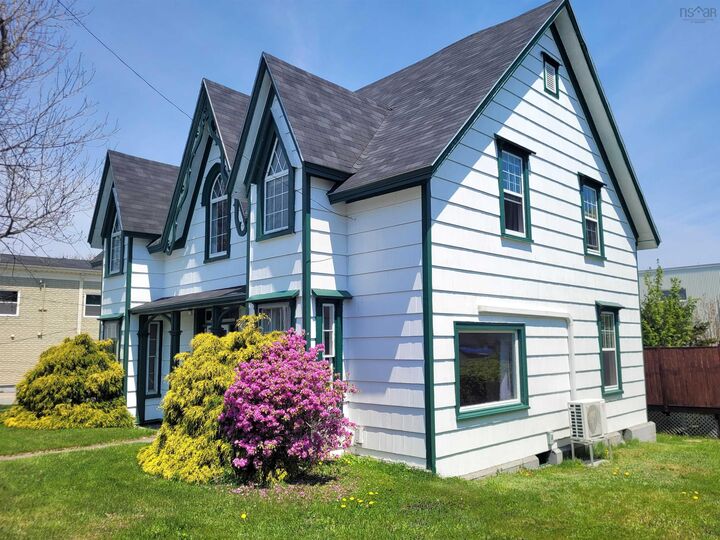 Property Photo: 20 North Street NS B0T 1L0