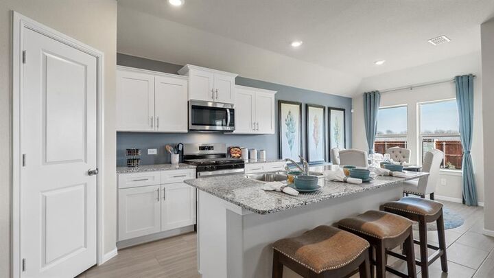 Property Photo: 1040 Boll Weevil Drive TX 76031