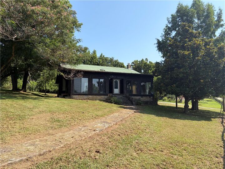 Property Photo: 2046 Hwy 268 AR 72687