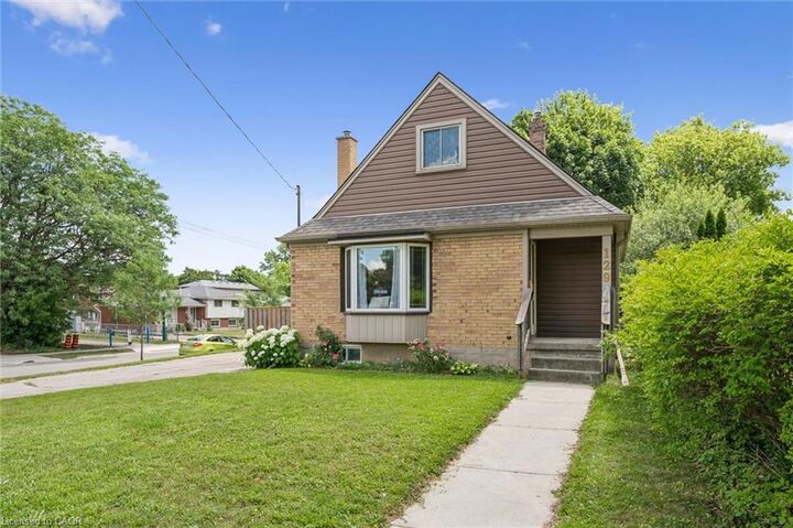 Property Photo:  129 Florence Avenue  ON N2A 2L1 