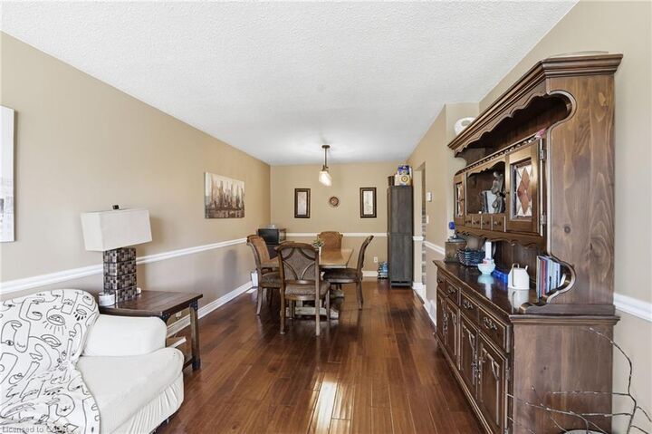 Property Photo:  26 Titmouse Court  ON L9A 4Y9 