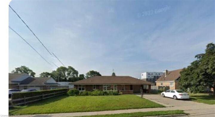 Property Photo:  8 Munch Avenue  ON N1R 1A2 
