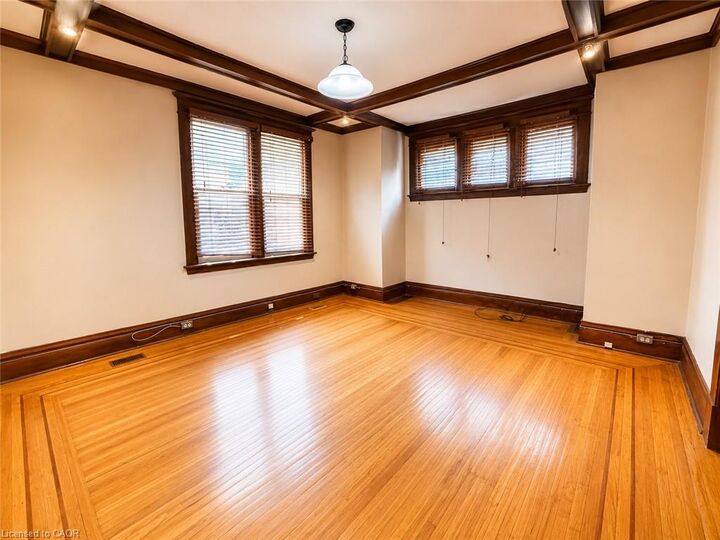 Property Photo:  15 Prospect Street S 1  ON L8M 2Y9 