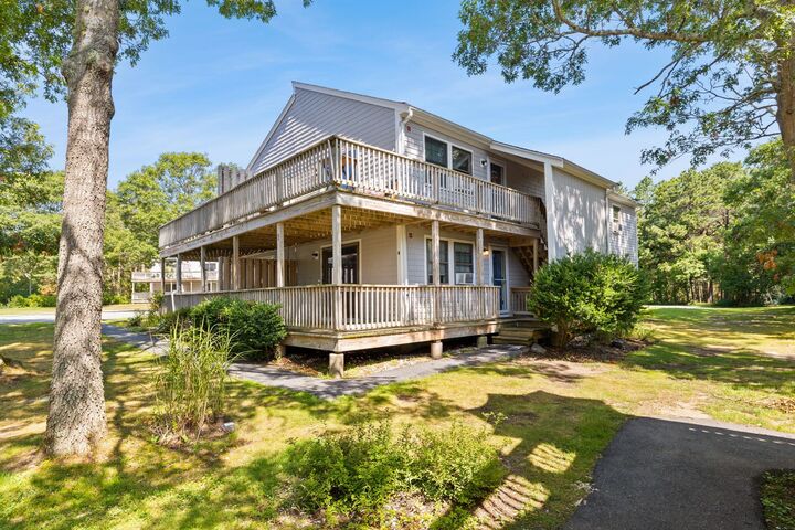 Property Photo:  35 Ashumet Rd 10B  MA 02649 