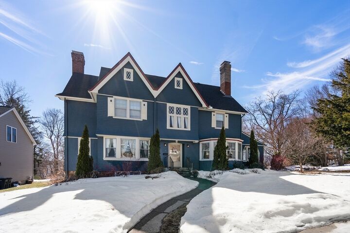 Property Photo: 25 Kenwood Ave MA 01605
