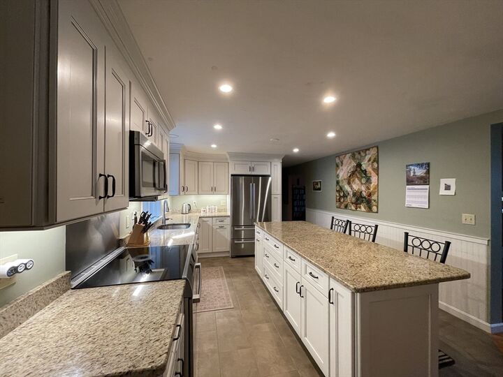 Property Photo: 450 Lancaster Ave MA 01431