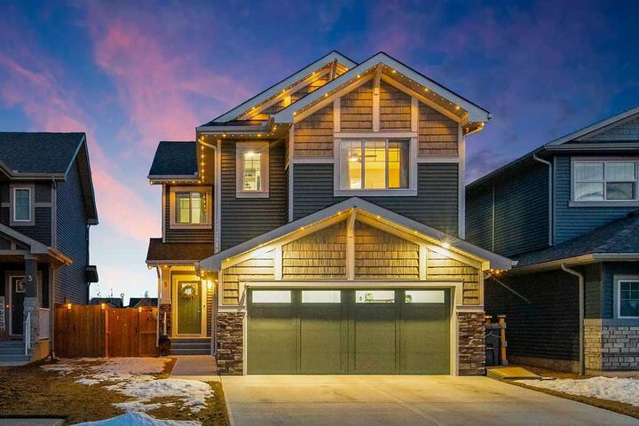 Property Photo: 5 Birch Glen AB T1S 5S9