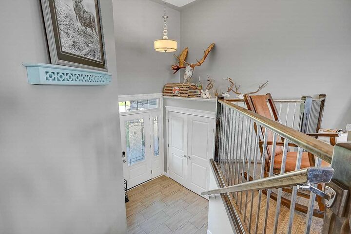 Property Photo:  10553 113 Street  AB T8V 3Z3 