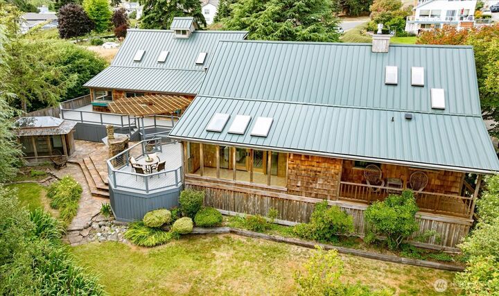 Property Photo:  195  Perry Drive  WA 98239 