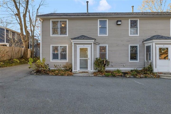 Property Photo:  208 Marlborough Street 4  RI 02818 