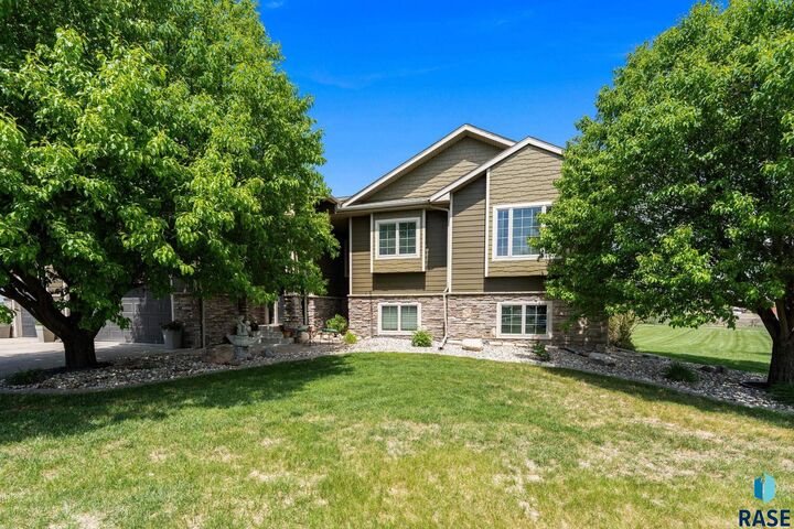 Property Photo: 46650 Dakota St SD 57064