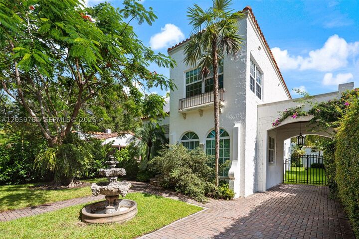 Property Photo:  2153 SW 13th St  FL 33145 