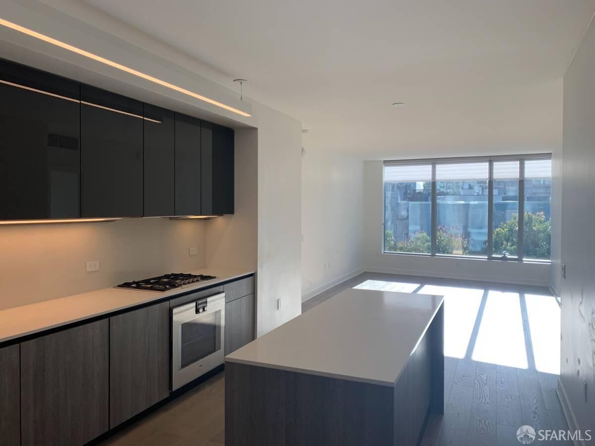 Property Photo: 338 Main Street 11F CA 94105