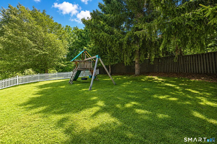 Property Photo: 33 Acorn Lane CT 06461