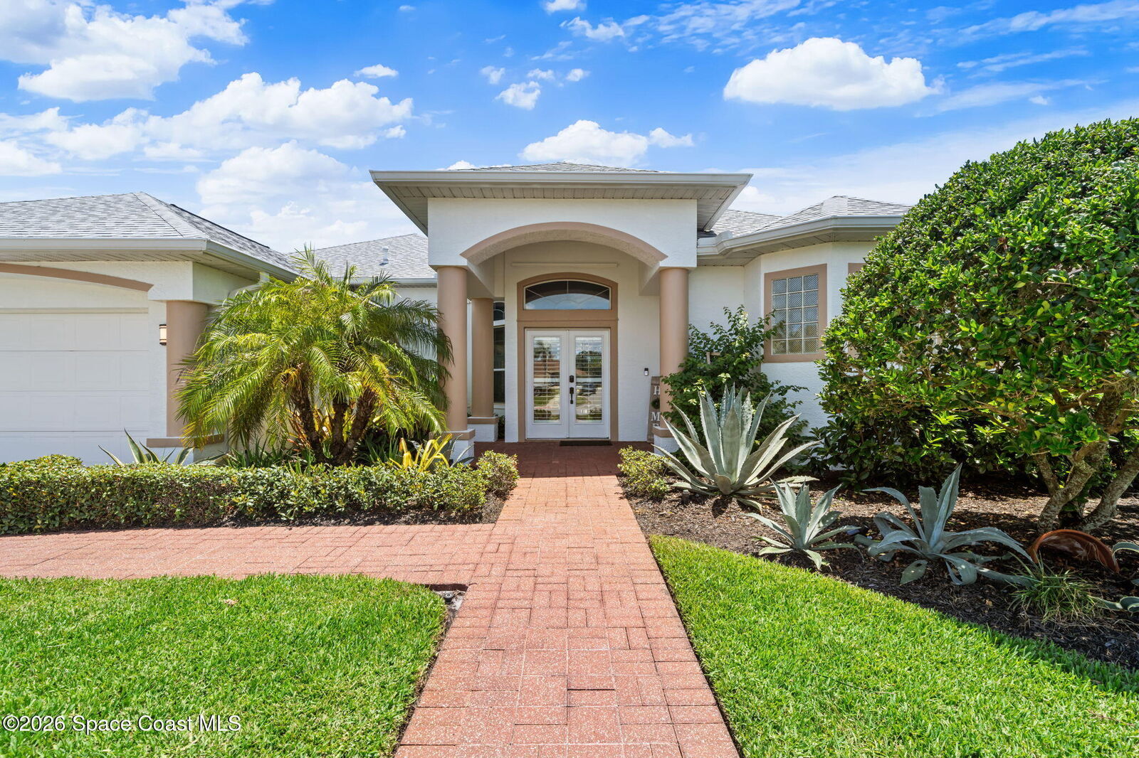 Property Photo: 842 Thrasher Drive FL 32955