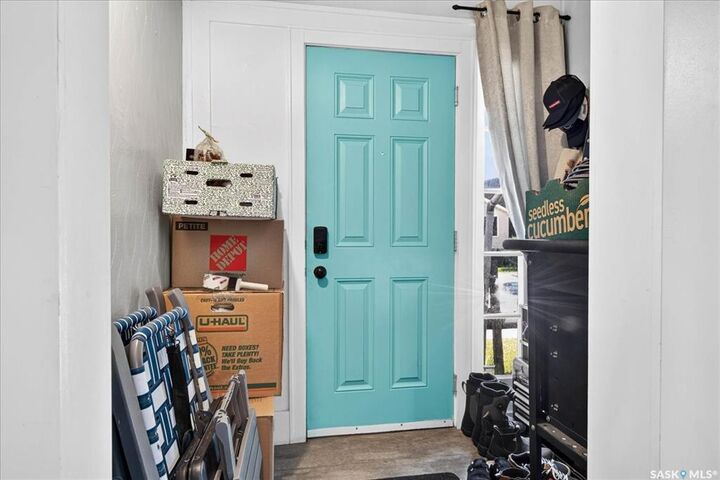 Property Photo: 1922 Atkinson Street SK S4N 3W5