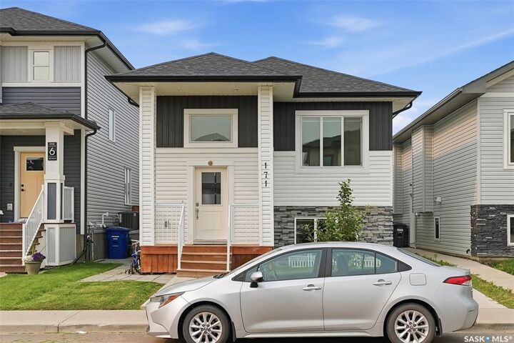 Property Photo:  171 Thakur Street  SK S7W 1C4 