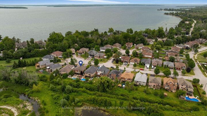 Property Photo:  608 Glen Cedar Crescent  ON L9S 2J4 
