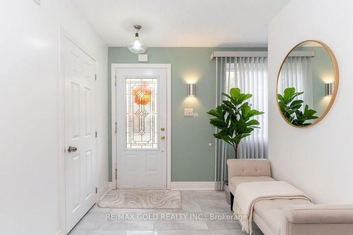 Property Photo:  63 Newstead Crescent  ON L6V 2A8 