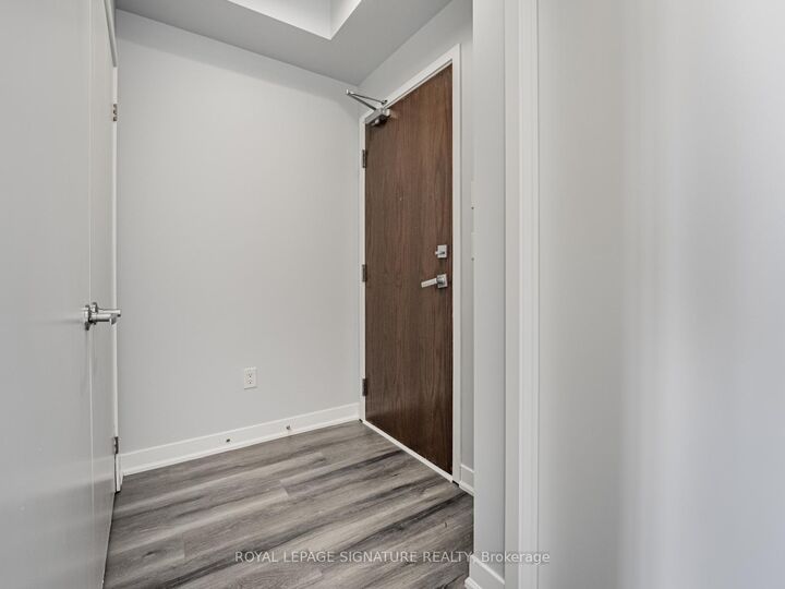 Property Photo:  360 Square One Drive 1101  ON L5B 0G7 