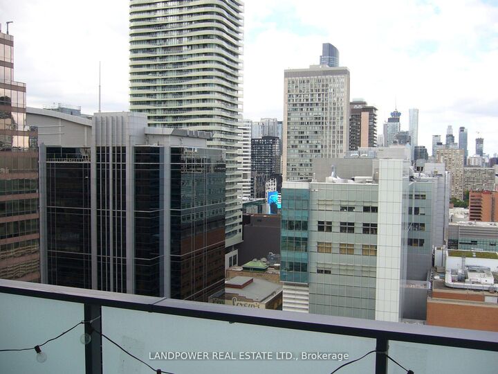 Property Photo:  25 Richmond Street E 2514  ON M5C 0A6 