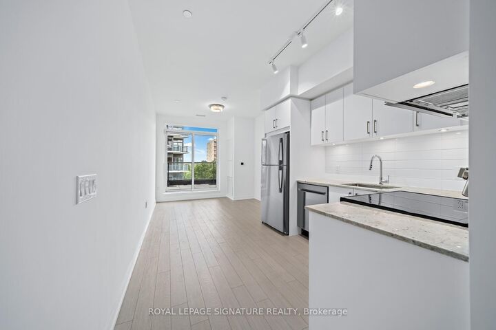 Property Photo:  4010 Eglinton Avenue W 711  ON M9A 0G5 