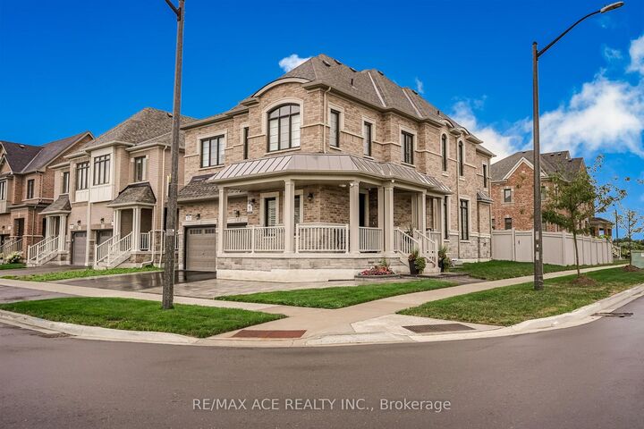 Property Photo:  1 Macpherson Street  ON L1P 0N4 