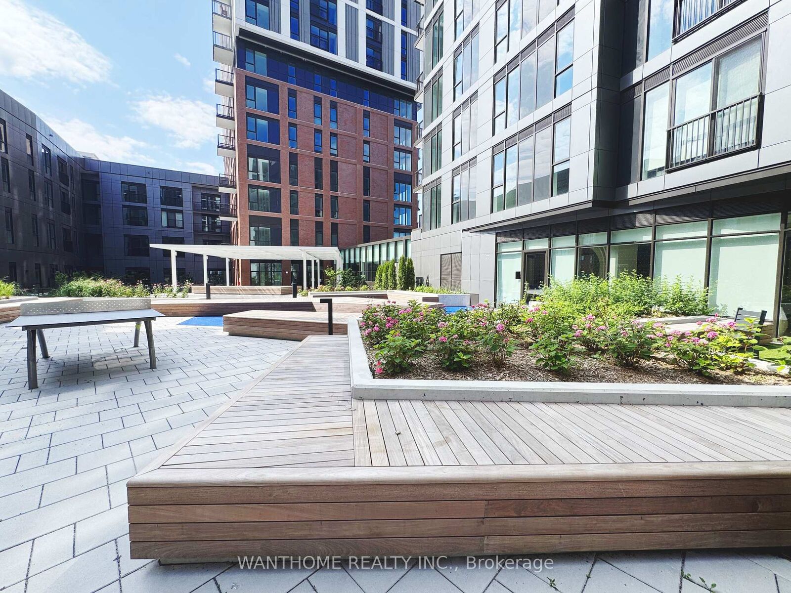 Property Photo:  10 Oak Street E 1602  ON M5A 0Z1 