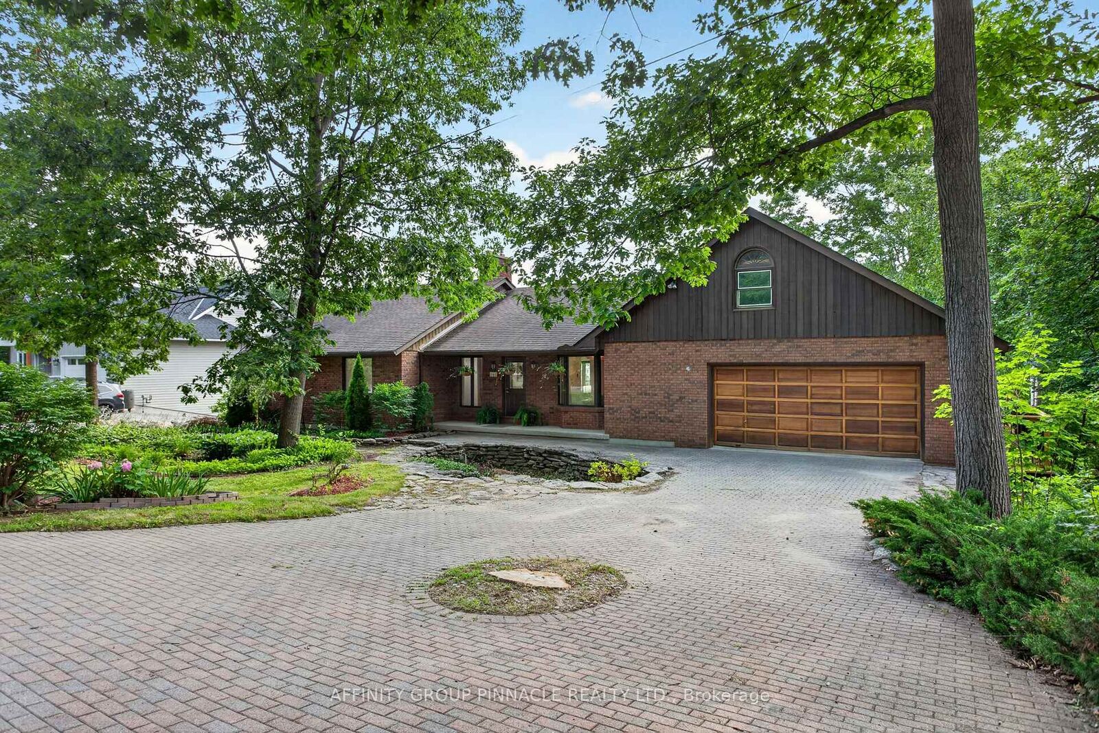 Property Photo: 183 Louisa Street ON K0M 1N0