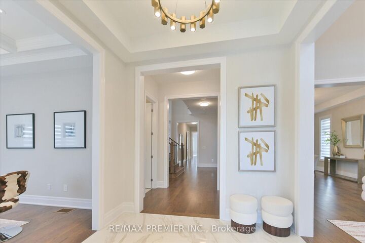 Property Photo:  94 Sunny Acres Crescent  ON L7B 0S6 