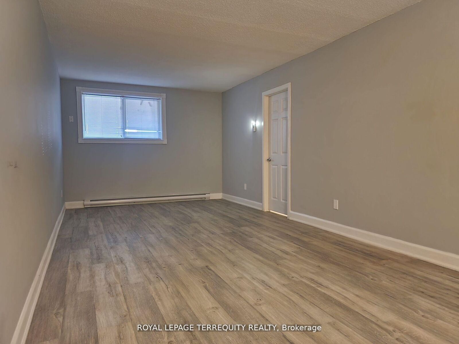 Property Photo: 207 Trent Street E 2 ON L1N 1L7
