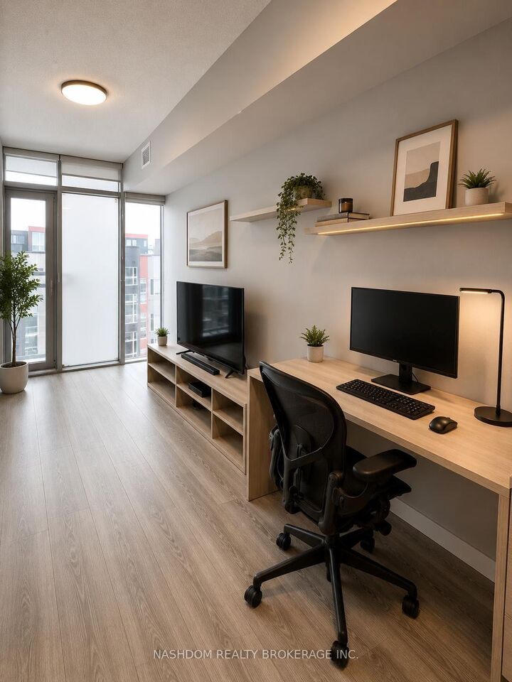 Property Photo:  250 Albert Street 311  ON N2L 0H5 