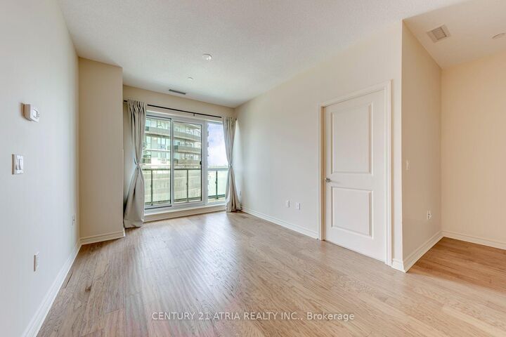 Property Photo:  39 Annie Craig Drive 1512  ON M8V 0H1 