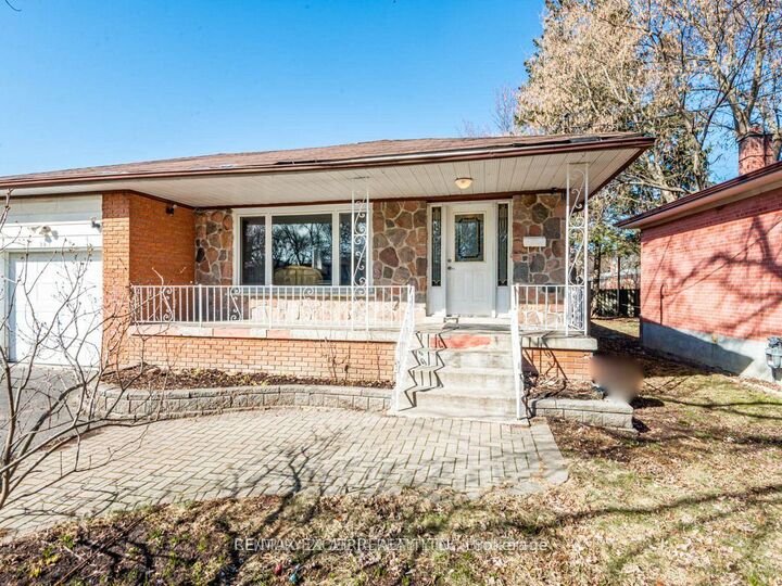 Property Photo: 387 Crosby Avenue ON L4C 2R8