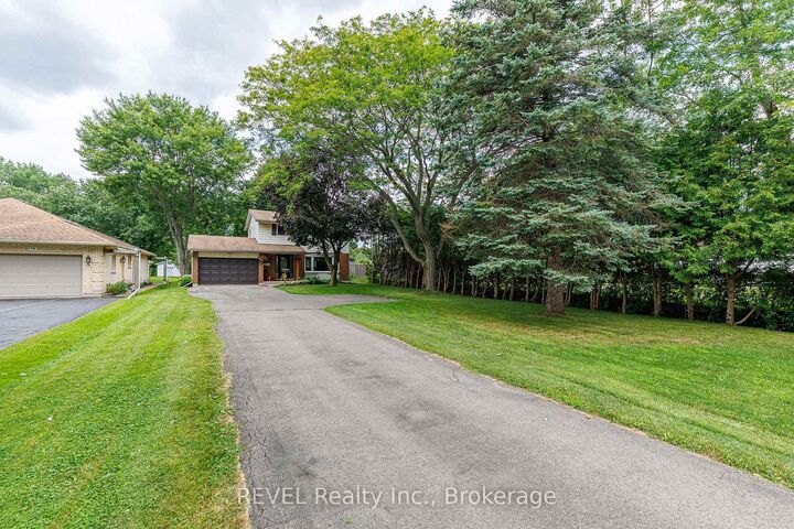 Property Photo:  853 South Pelham Road  ON L3C 3C9 