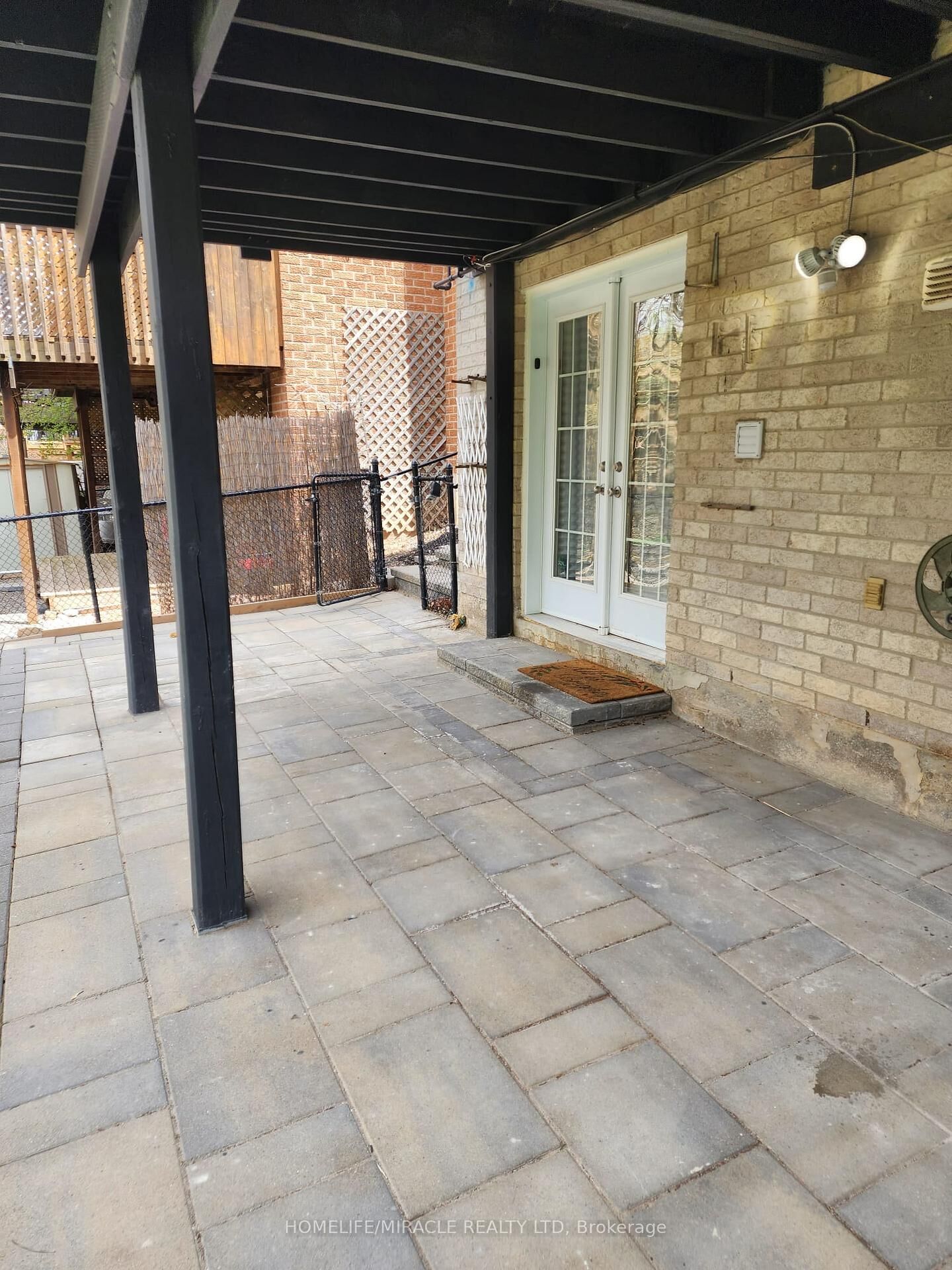 Property Photo: 2385 Hargood Place Lower ON L5M 3G2