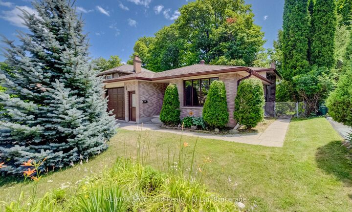 Property Photo:  197 Southwood Drive  ON N2E 2B2 